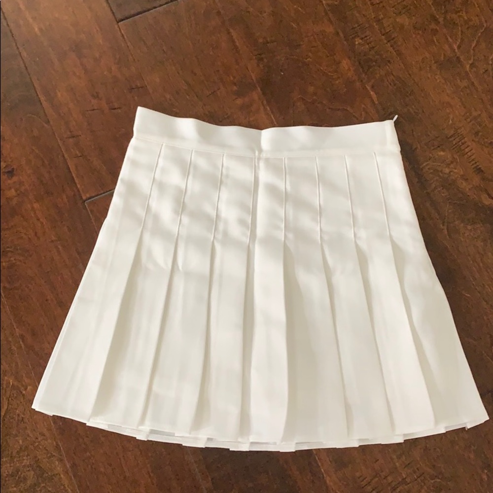 Beautiful classy never worn trendy tennis skirt